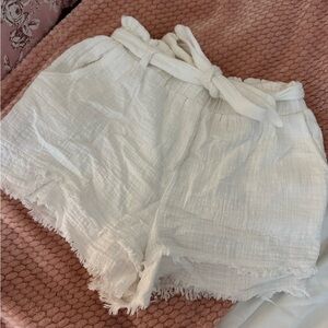 High Waist White Frayed Shorts